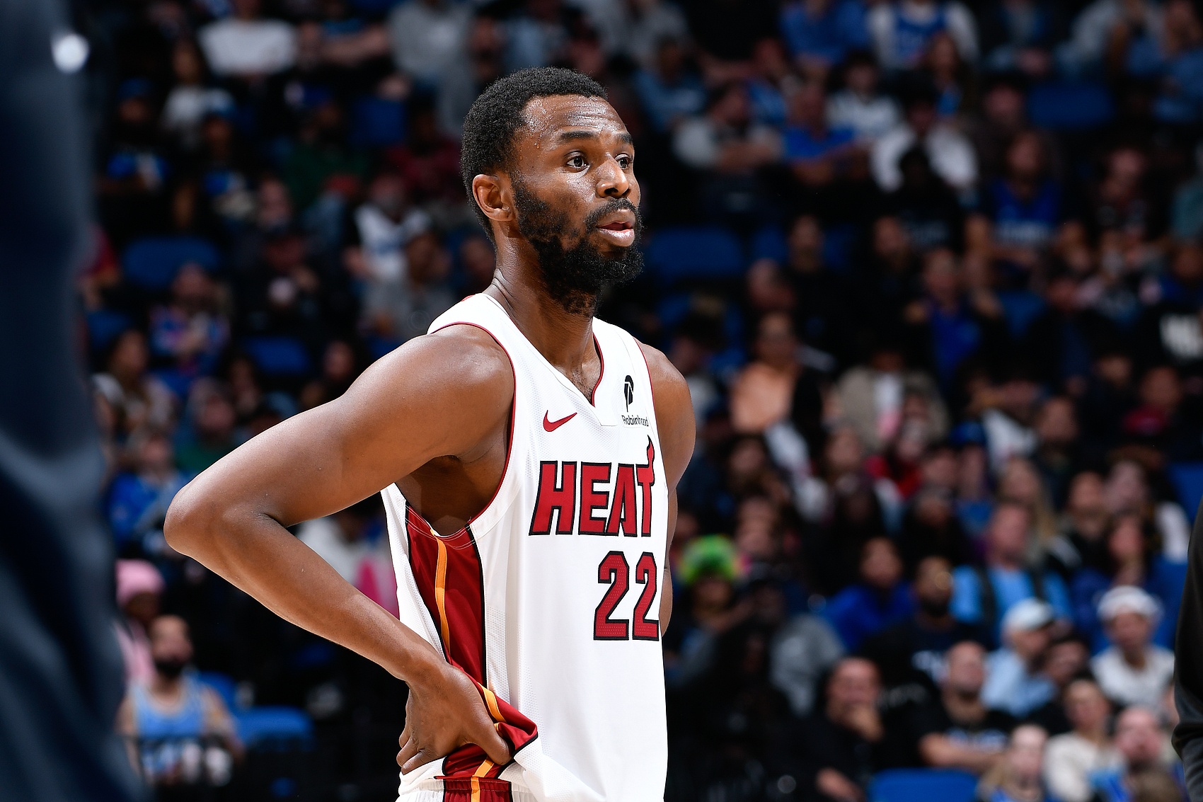 kaiyun-就把额度用完了？维金斯上半场9投6中&amp;罚球4中4 砍下18分4板